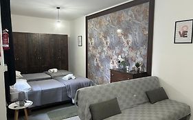 St Gaetans Studio Apartment 6A